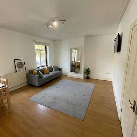 Amazing 3 Bedroom Flat Minutes From Tower Bridge Londres Extérieur photo