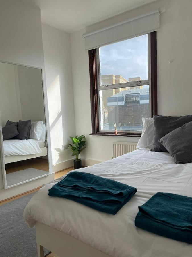 Amazing 3 Bedroom Flat Minutes From Tower Bridge Londres Extérieur photo
