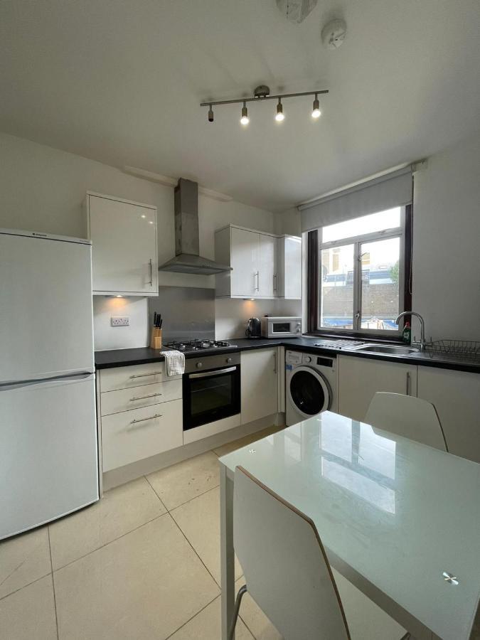 Amazing 3 Bedroom Flat Minutes From Tower Bridge Londres Extérieur photo