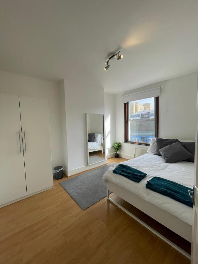 Amazing 3 Bedroom Flat Minutes From Tower Bridge Londres Extérieur photo