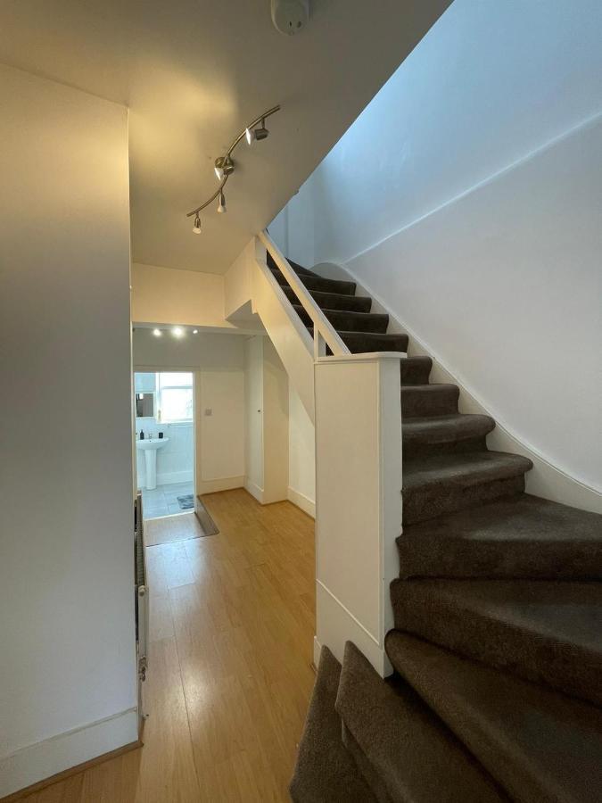 Amazing 3 Bedroom Flat Minutes From Tower Bridge Londres Extérieur photo